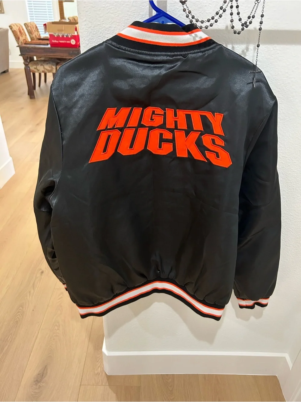 Men’s Black 30 Anniversary Anaheim Ducks Bomber Jacket with Orange. Sz Large